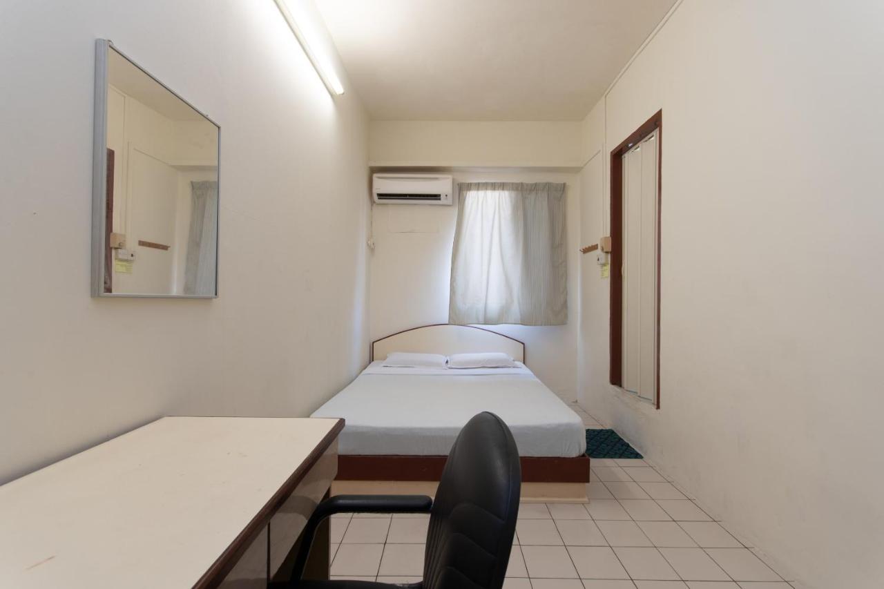 Spot On 89582 Evergreen Hotel Keningau Exterior photo