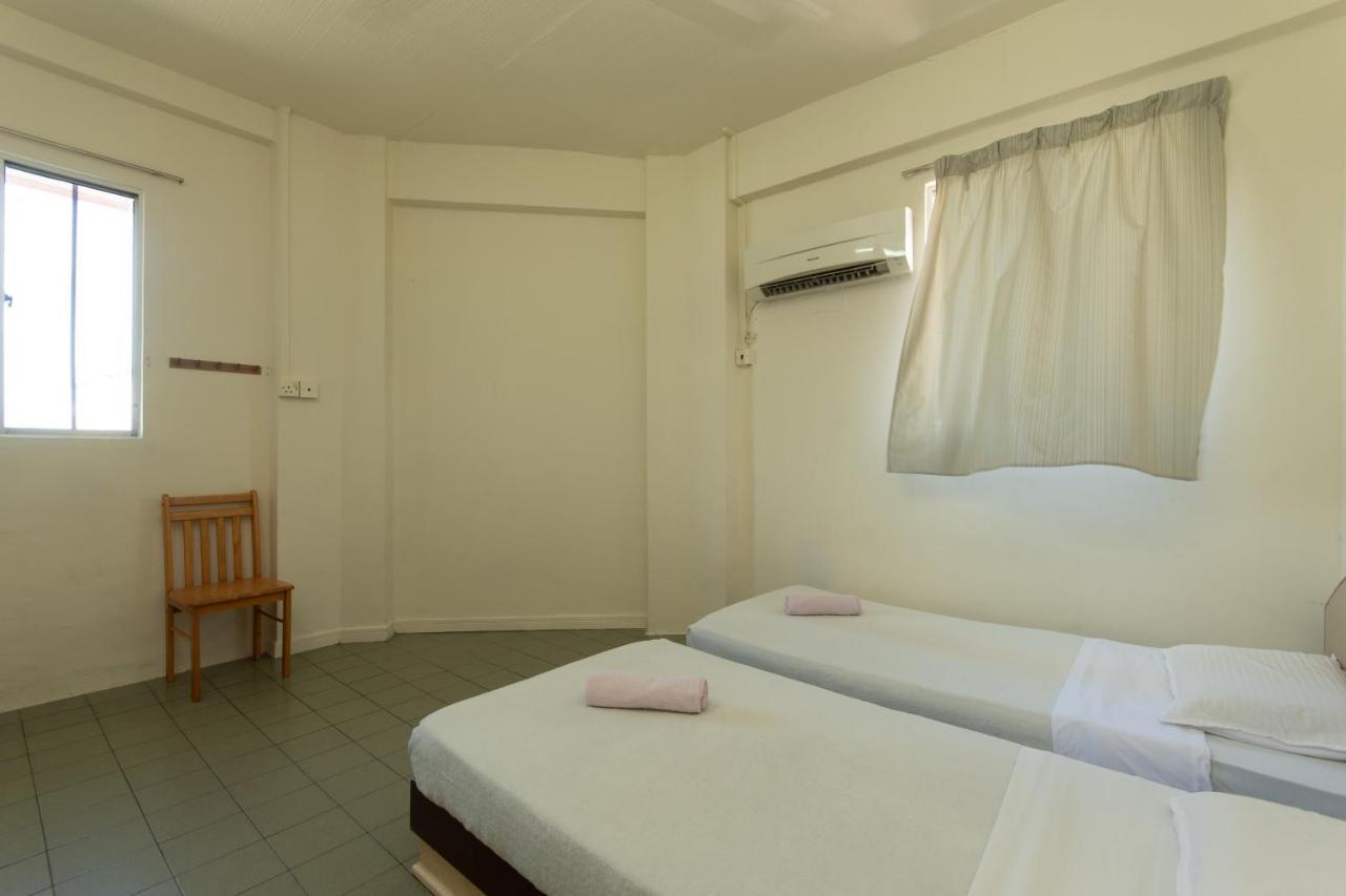 Spot On 89582 Evergreen Hotel Keningau Exterior photo