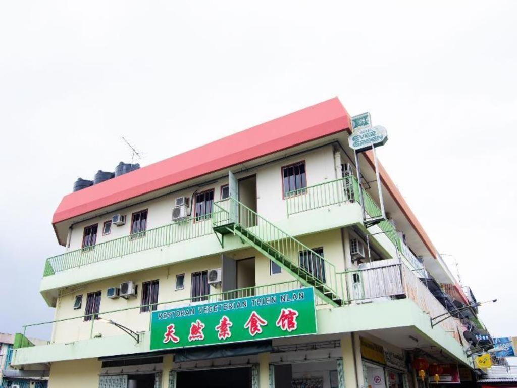 Spot On 89582 Evergreen Hotel Keningau Exterior photo