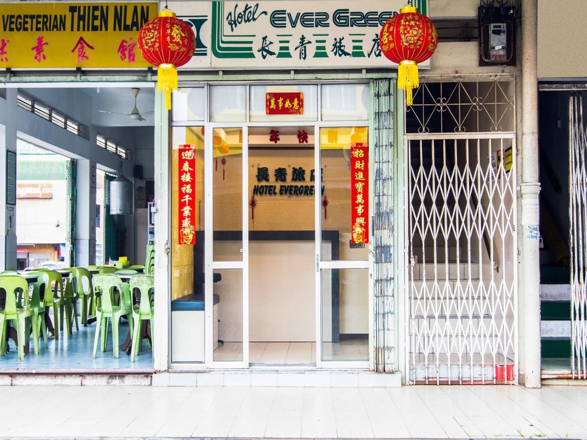 Spot On 89582 Evergreen Hotel Keningau Exterior photo